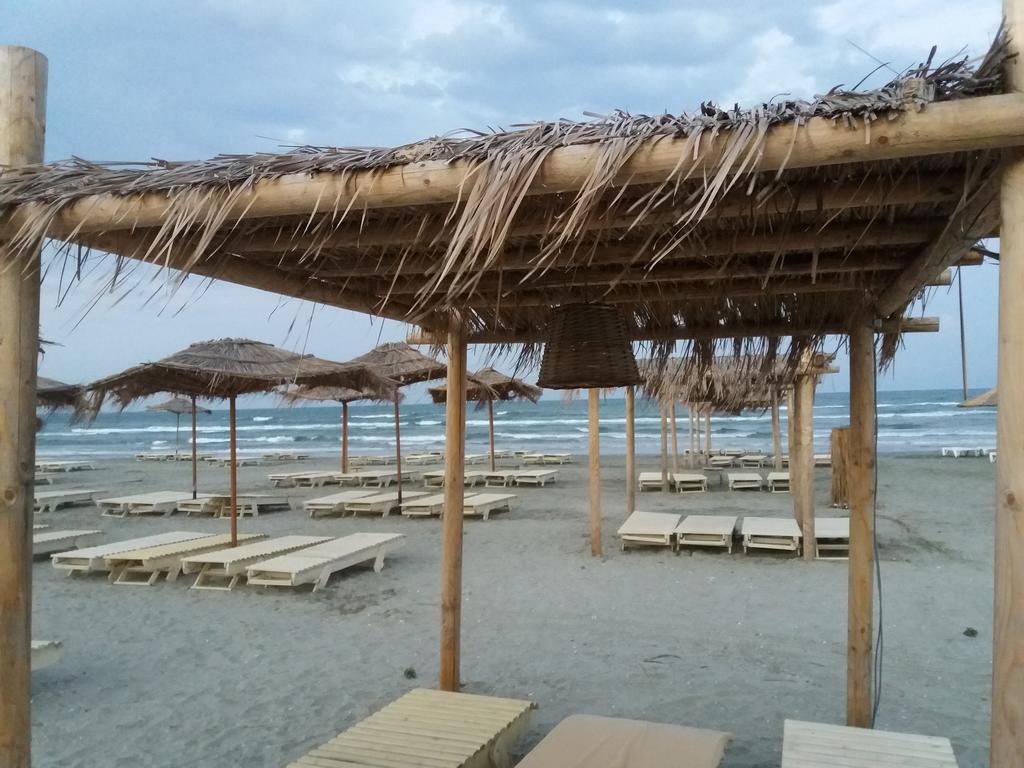 La Bella Vita Năvodari Extérieur photo