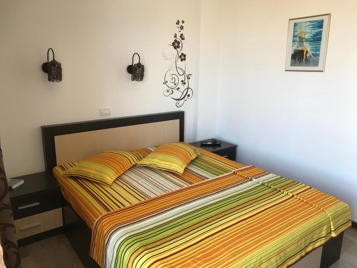 La Bella Vita Năvodari Extérieur photo